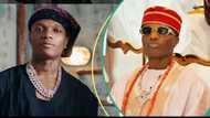 Wizkid trends online after being spotted with 3 women in a room: “See as dem pin am for centre”