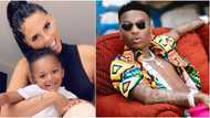 Wizkid's fan calls Zion’s mum a supportive baby mama, she turns down the title, says she doesn't fit category