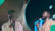 “Watch & pray”: Video captures moment gospel singer Pita stops ministration as man tries to steal his phone
