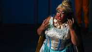 Colombian soprano breaking opera 'molds'
