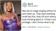 “You too off cloth”: Fans react as singer Simi says men are privileged because they can undress on stage
