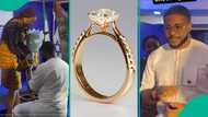 Man who proposed marriage goes viral over what he did after she said yes to him