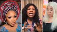 Actress Wumi Toriola breaks down in tears on IG live, says colleagues are sponsoring bloggers against her