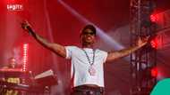 "Mr money no dey waste time": Fans react as Nigerian musician Asake tosses coin before football match in USA