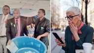 Teacher allegedly gets plastic bowl award as a reward for his hardwork, photo shocks many people