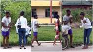"Double my hustle": Man who dressed like ice cream hawker & tried to toast women rewards lady with N100k