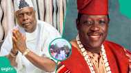 Ogogo's close friend Dele Odule’s reaction at late actor’s burial gets fans talking