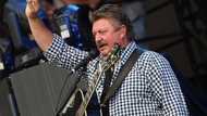 The intriguing life story of the country music artist Joe Diffie