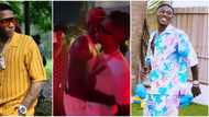Weeks after snubbing each other, music stars Zlatan and Wizkid share brotherly hug in heartwarming video