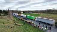 Polish truckers expand Ukraine border blockade as farmers join in