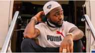 "Before una go put something inside": Video shows moment Davido covered his cup with handkerchief at an event
