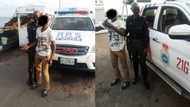 Da sauran kwana: Yan sanda sun ceci matashin da yayi kokarin fadawa kogin 3rd Mainland