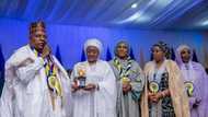 Aisha Buhari ta zabi tsohon Gwamnan Borno, ta ba shi babbar kujera a makarantar da ta gina
