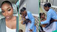 “What is this?” Lady shows how little girl she carried in church refused to let go, many react