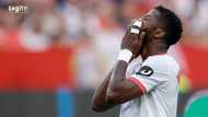 "Leave football before it leaves you": Fans drag Iheanacho as clip of awful shot from last season trends