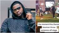 “Odo Ewu don spoil my life”: Fan who Kizz Daniel’s bouncer flung off stage cries out in pain, video trends