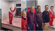 Kid calls his father, grandpa & great-great-granda all come out in viral video, many react