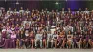 UNILAG's 2019 class of medical students stun in grey and purple as they pose for graduation photo