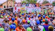 Osun 2022: PDP in trouble as party chairman, Adeleke's ex-running mate, 10,000 other members defect to APC