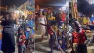"God abeg na this kind pikin I want": Little girl hustles hard for mum at Christmas village, video melts hearts