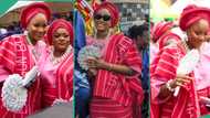 Ojude Oba: Lady and her age group born between 1986 and 1988 attend festival in colourful attire