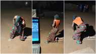 "DJ from city": Lady dances with shoulders on open ground, amazes people with her energy level