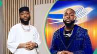 Davido: Overzealous fan almost falls Afrobeats star as he rushes him, singer’s aides bundle him