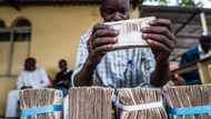 Naira continues its downward spiral, falls to N685 per dollar on the Peer-to-Peer market