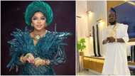 "He dey find violence": Moment Kogbagidi greeted Bobrisky man-to-man style as they jam at event, video trends