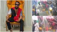 2 small boys 'hijack' Dbanj on stage, show off their talent until singer is forced to give them N1m each