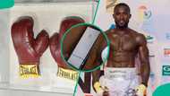 Tears as late Nigerian boxer is laid to rest, leaves behind 2 beautiful daughters