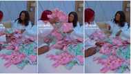 "Na una pack all the money": Video of 2 Nigerian ladies playing with many new naira notes in bed goes viral