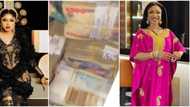 Bobrisky replies Tonto Dikeh's shade about renting money to show off, flaunts bag with bundles of cash