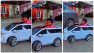 "I will never be poor": Parents buy electric car for little girl, she drives it boldly on road in video
