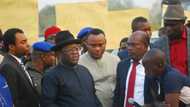 'Yan sanda sun yi awon gaba da hadiman gwamnatin Ebonyi 8 yayin taron sulhu da mataimakin gwamna