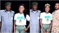 If you have mind come and break my heart - Young lady dares men as she poses with her uniformed father and brother (photos)