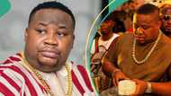 EFCC arrest: Cubana Chiefpriest arrives in court ahead of trial, video spurs reactions