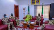Hotunan ganawar Zulum ta farko da sabbin hafsoshin tsaro, ya mika manyan bukatu 3