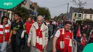 Arsenal fans organise crusade ahead of Champions League semifinal vs PSG, video
