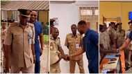 Bolanle Ninalowo receives standing ovation as he visits passport office, actor bows for top officials in video