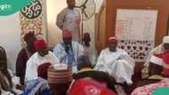 Shari'ar zaben Kano: Kwankwaso ya jagoranci addu'o'in samun nasarar Abba Kabir, bayanai sun fito