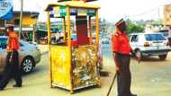 Nigerian traffic warden calls on Jesus, begs for dear life as a speeding driver deals with him in viral video