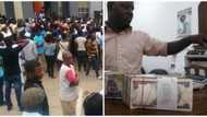 Desperation as banks adjust working days 3 days to deadline for depositing old 200, 500, 1000 naira notes