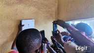 Confusion as PDP, LP agents insist on taking photos of election materials before commencement of voting