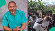 Saidi Balogun attends event shortly after daughter’s death, video trends: “He has forgotten her”