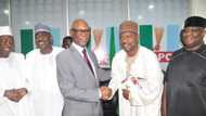 Oyegun performs last assignment as APC national chairman