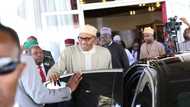 Photos: Buhari Returns To Nigeria, Rushes To Aso Rock