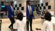 Watch viral of video of how lady knelt down to propose to her longtime boyfriend, he walked out on her