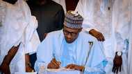 Breaking: President Buhari signs 2018 budget (video)