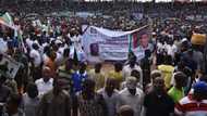 Defection galore as APC takes over PDP secretariat in Akwa Ibom ahead of 2019 elections